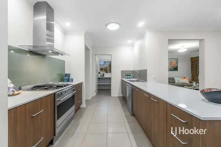 Sixth view of Homely house listing, 3 St Nicholas Court, Tarneit VIC 3029