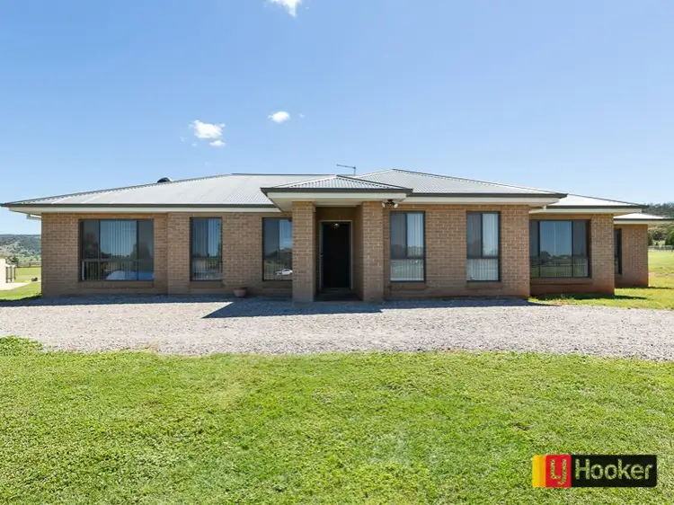 Third view of Homely house listing, 1 Horseshoe Place, Tamworth NSW 2340