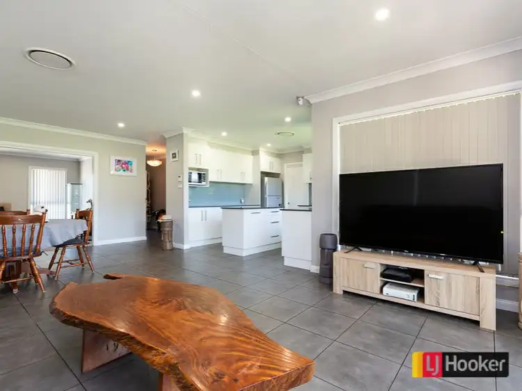 Sixth view of Homely house listing, 1 Horseshoe Place, Tamworth NSW 2340