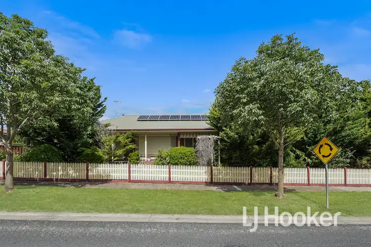 1 Andrew Court, Pakenham VIC 3810