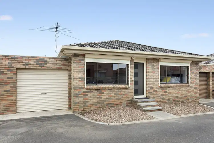 Main view of Homely unit listing, Unit 2/40 Dudley Parade, St Leonards VIC 3223