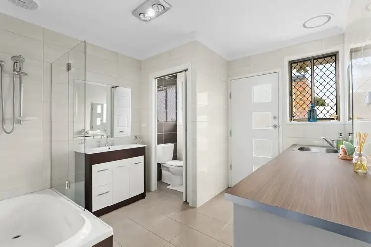 Sixth view of Homely unit listing, Unit 2/40 Dudley Parade, St Leonards VIC 3223