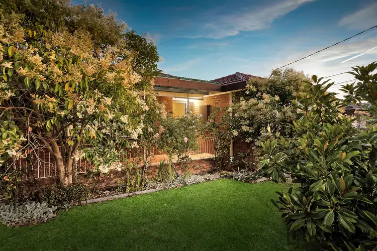 16 Burke Road, Ferntree Gully VIC 3156