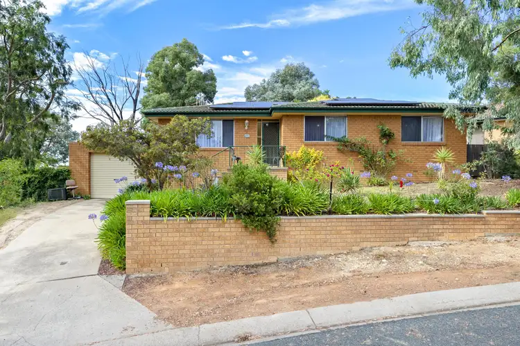 3 Dean Place, Charnwood ACT 2615