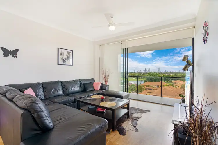 605/112 Palm Meadows Drive, Carrara QLD 4211