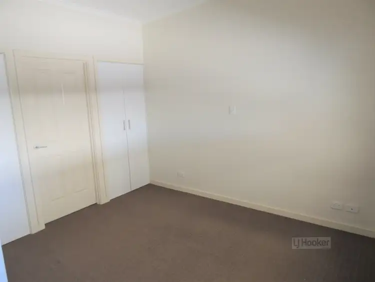 Fifth view of Homely semi-detached listing, 2/39 Milner Road, Gillen NT 870