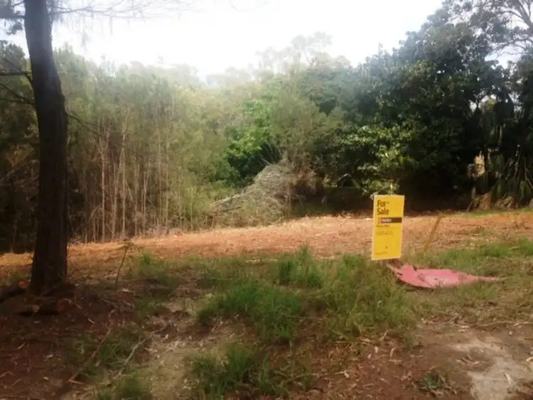 27 Ashton Street, Macleay Island QLD 4184