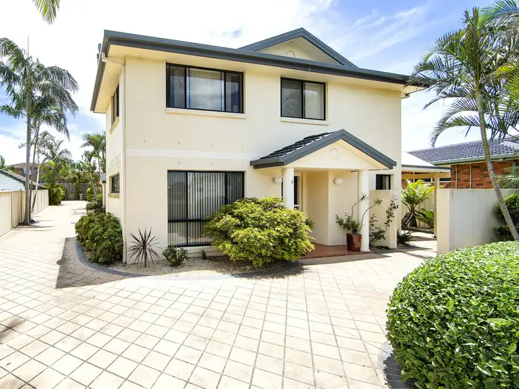 Main view of Homely townhouse listing, 1/133 Bay Road, Blue Bay NSW 2261