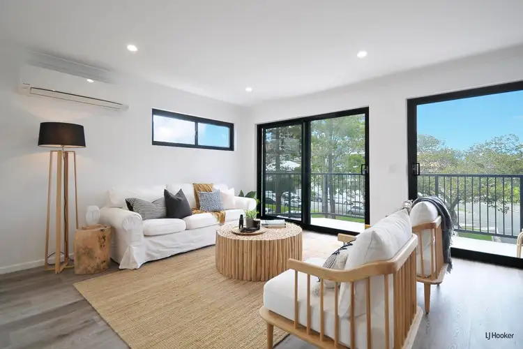 Fourth view of Homely semi-detached listing, 2/213 Boundary Street, Coolangatta QLD 4225