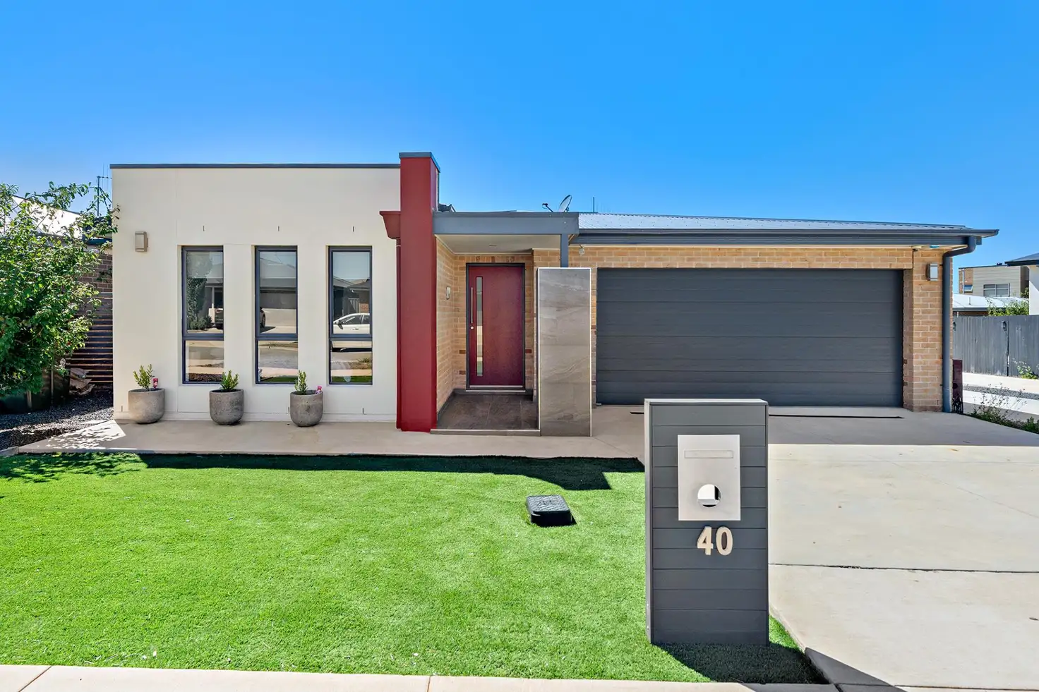 Main view of Homely house listing, 40 Dargin Crescent, Moncrieff ACT 2914