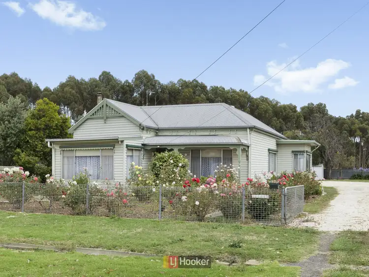 Main view of Homely house listing, 33 New Station Street, Cressy VIC 3322