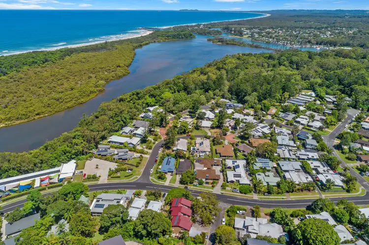 Fourth view of Homely townhouse listing, 2/6 Durroon Court, Ocean Shores NSW 2483