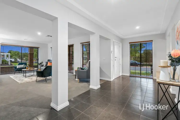 Sixth view of Homely house listing, 2 Caldicott Crescent, Point Cook VIC 3030