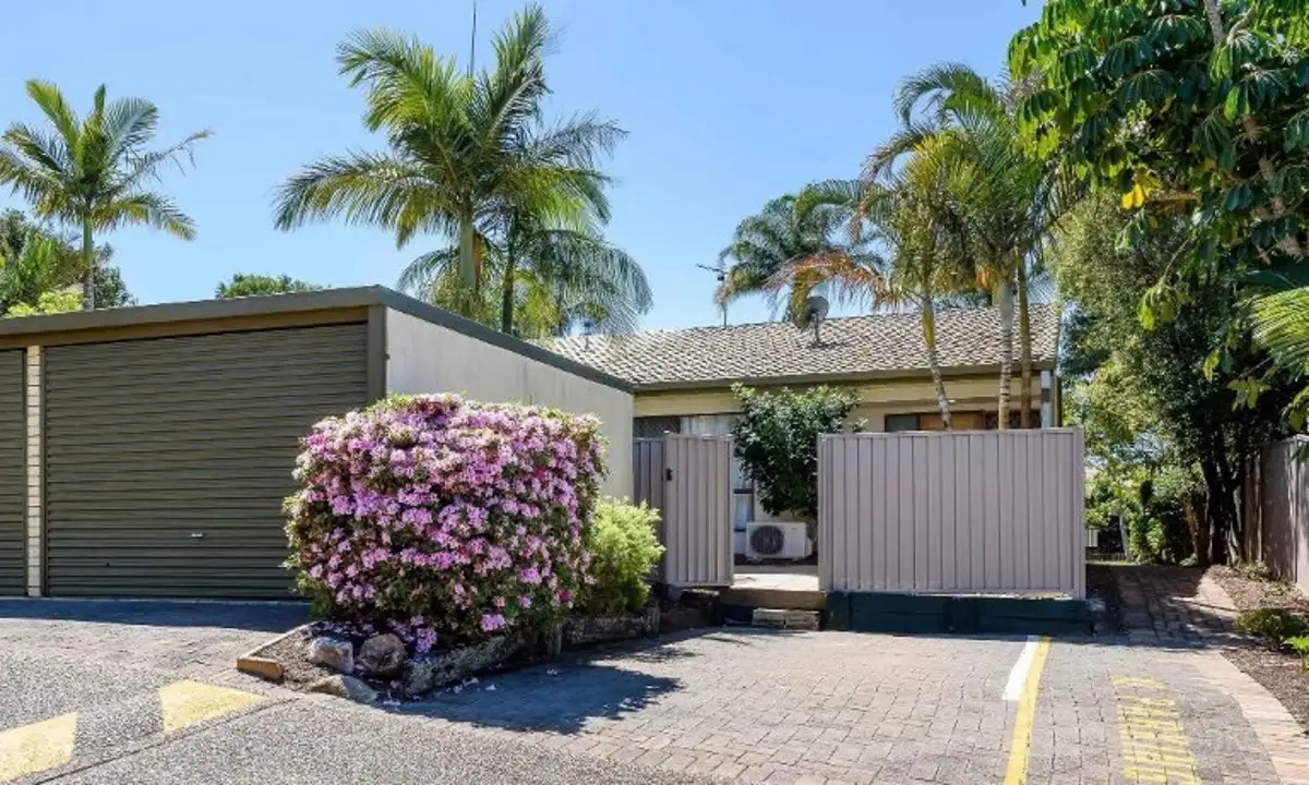 Main view of Homely villa listing, 8/71 Olsen Avenue, Labrador QLD 4215
