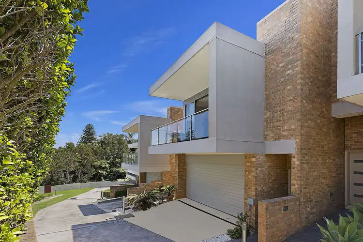 Fourth view of Homely townhouse listing, 4/146-148 Ocean Parade, Blue Bay NSW 2261