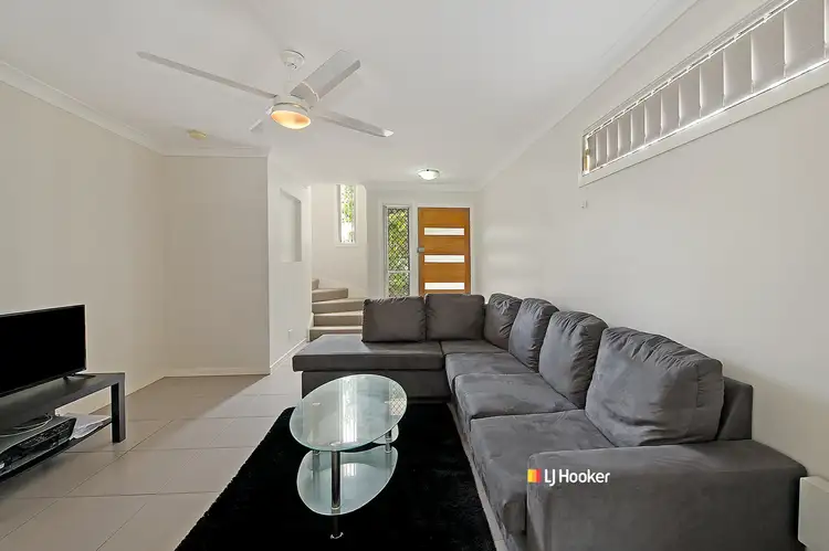 Third view of Homely townhouse listing, 1/1548 Anzac Avenue, Kallangur QLD 4503