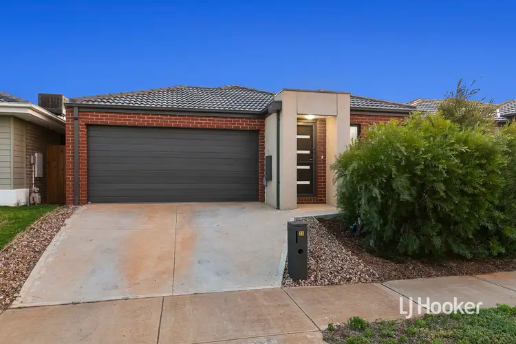 35 Toolern Waters Drive
