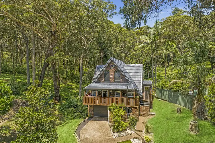 8 Kipling Drive, Bateau Bay NSW 2261