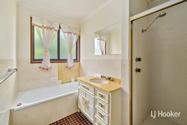 Sixth view of Homely house listing, 37 Fitzhardinge Crescent, Evatt ACT 2617