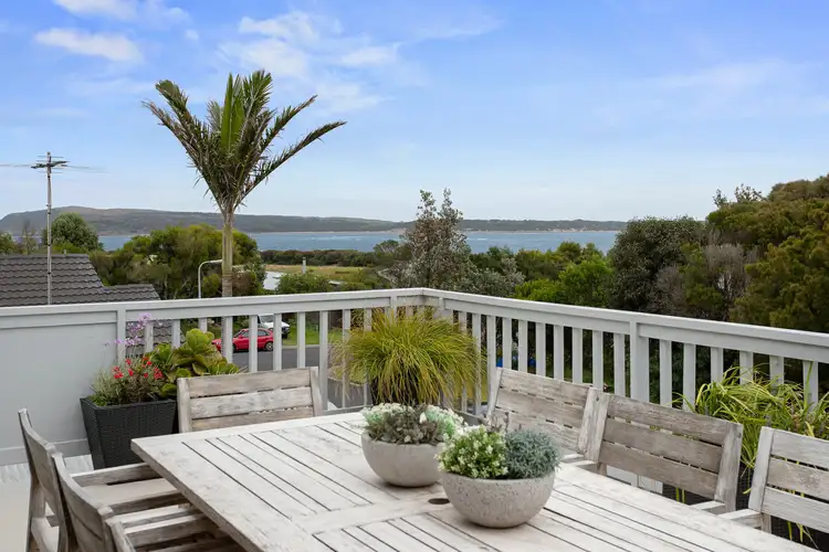 2 Boathaven Grove, San Remo VIC 3925