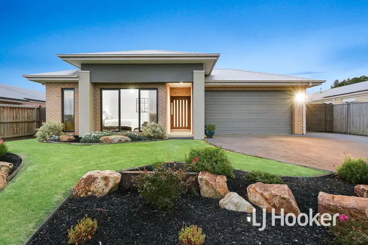 14 Violet Street, Bunyip VIC 3815