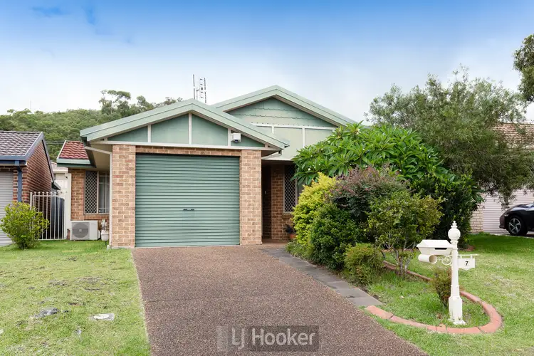 7 Nelmes Close, Toronto NSW 2283