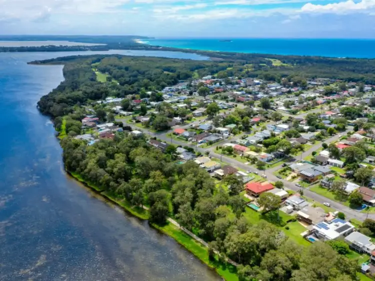 Fifth view of Homely house listing, 46 Leonard Avenue, Toukley NSW 2263