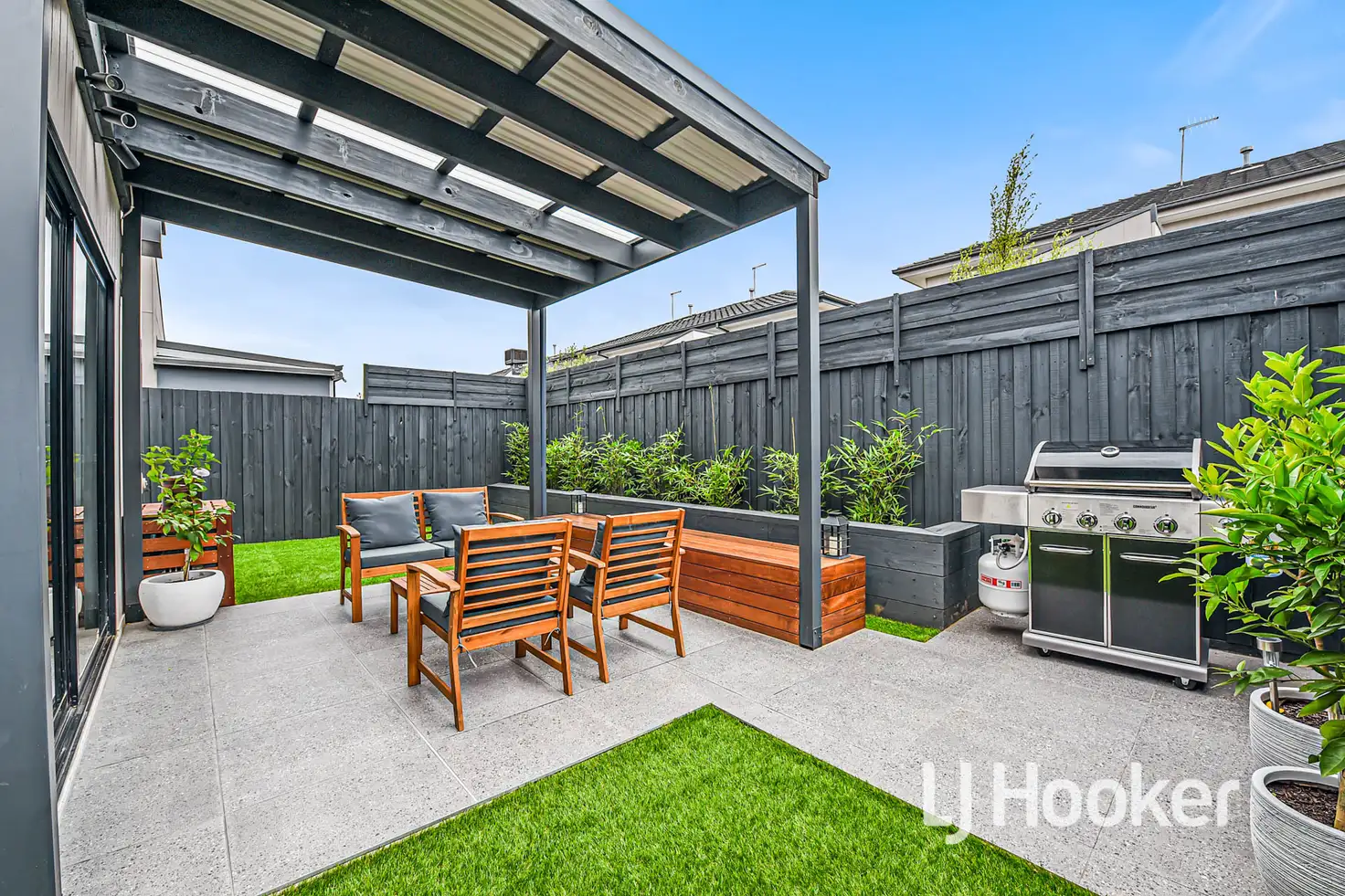 Main view of Homely townhouse listing, 4 Llano Circuit, Berwick VIC 3806