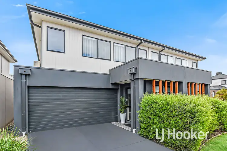 Second view of Homely townhouse listing, 4 Llano Circuit, Berwick VIC 3806