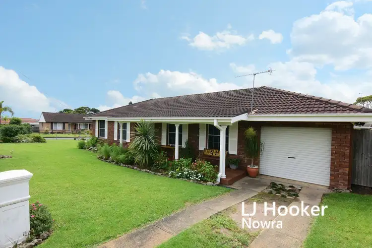 2 Tarraba Crecent, Nowra NSW 2541