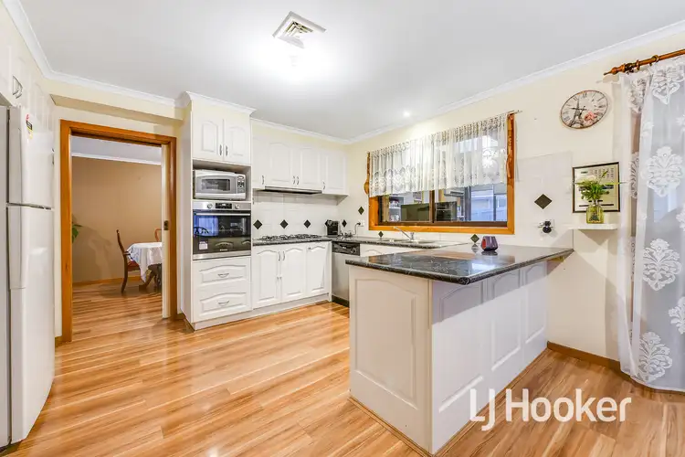 Sixth view of Homely house listing, 1 Shawnee Court, Narre Warren VIC 3805