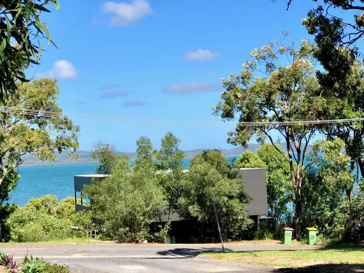 35 Warama Street, Macleay Island QLD 4184
