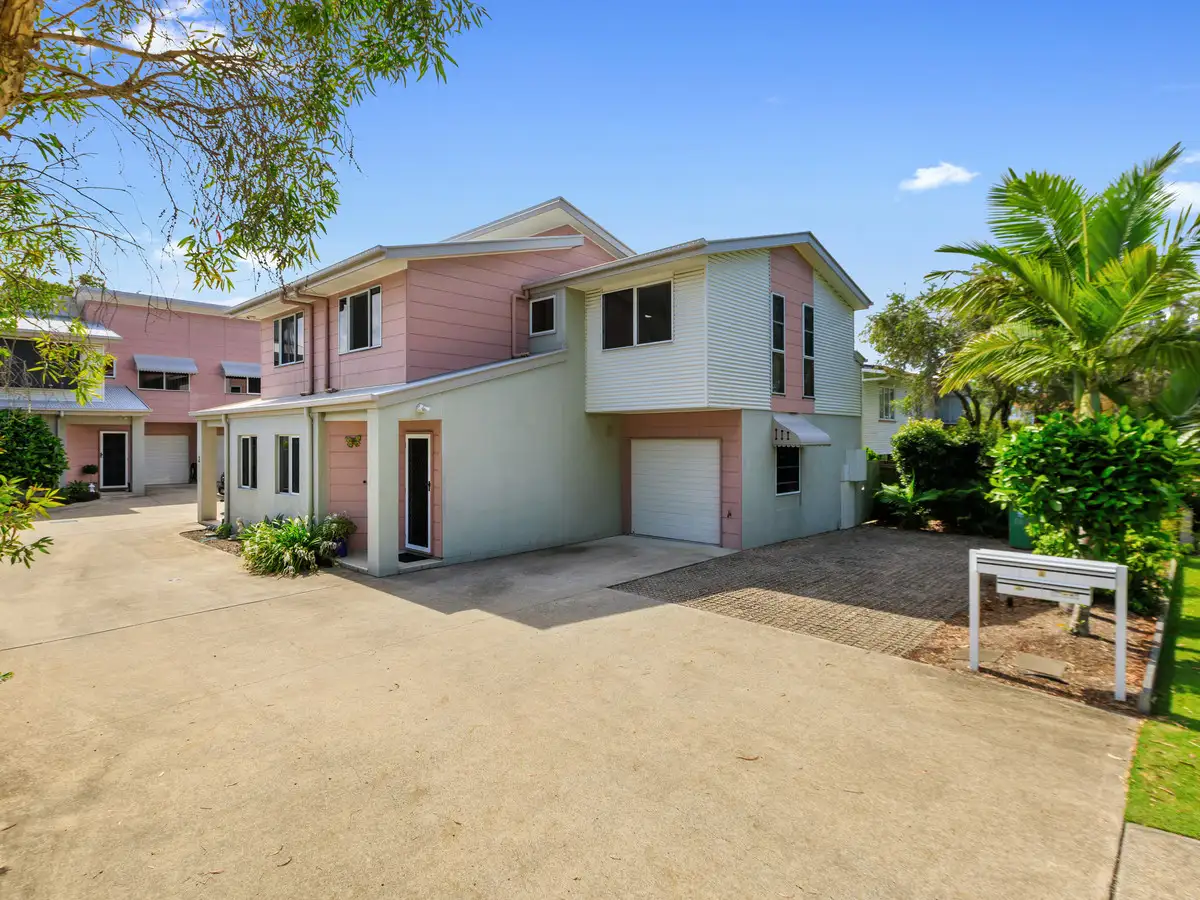 Main view of Homely townhouse listing, 1/24 Island Street, Cleveland QLD 4163