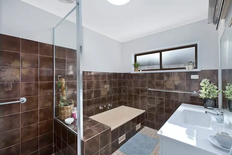 Sixth view of Homely house listing, 25 Turana Street, Killarney Vale NSW 2261