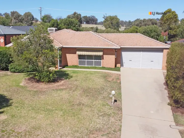 35 Kirrang Avenue, Glenfield Park NSW 2650