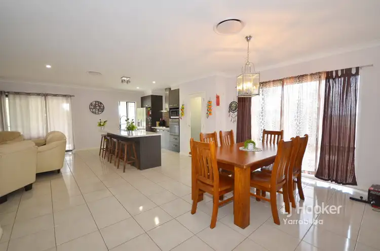 32-34 White Place, Kooralbyn QLD 4285