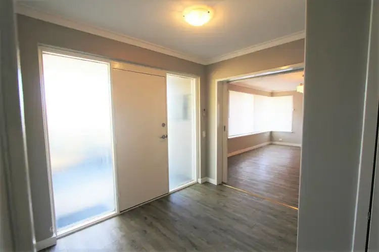 Second view of Homely house listing, 5 Dowling Place, Orelia WA 6167
