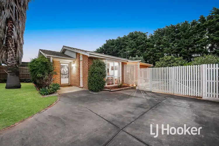 70 Collins Crescent, Berwick VIC 3806