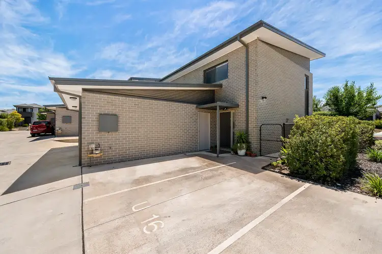 6/4 Annie Douglas Street, Casey ACT 2913