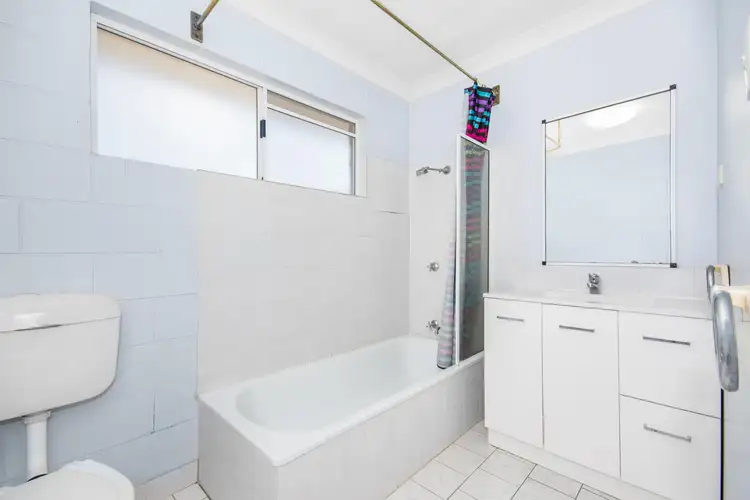 Fifth view of Homely unit listing, 1/10 Sooning Street, Hermit Park QLD 4812