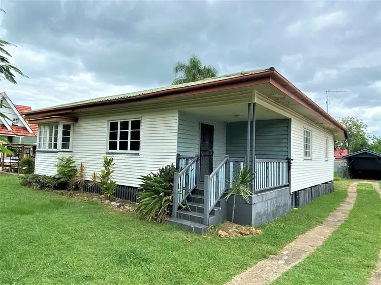 25 South Street, Wondai QLD 4606
