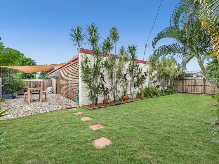 Main view of Homely semi-detached listing, 1/40 Sperring Street, Manunda QLD 4870