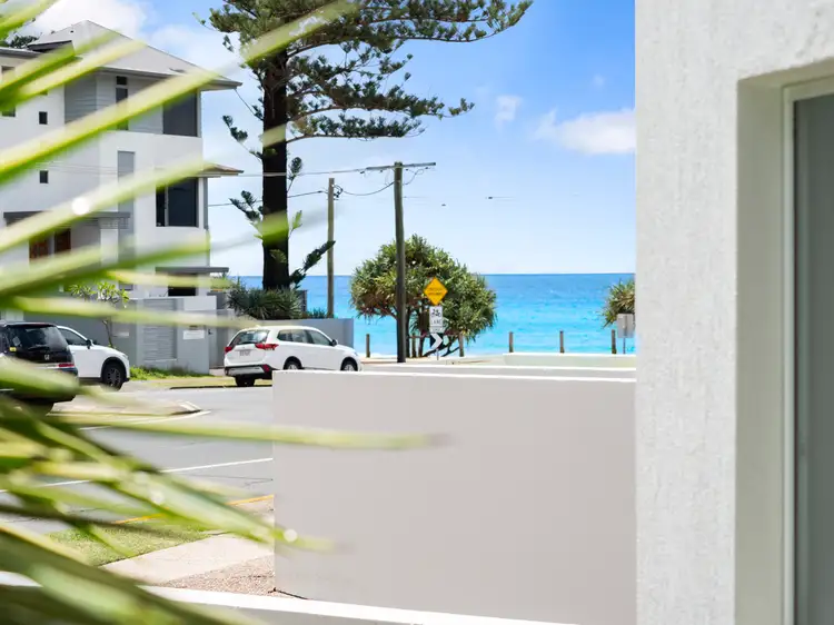 2/6 Tomewin Street, Currumbin QLD 4223