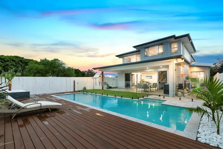 14 Trestles Avenue, Casuarina NSW 2487