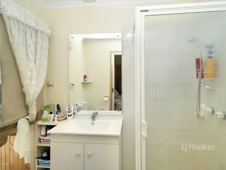 Seventh view of Homely house listing, 9 Callistemon, Lucknow VIC 3875