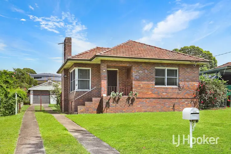 39 Chester Street, Merrylands NSW 2160