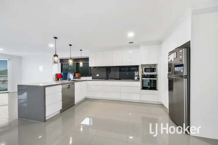 Fourth view of Homely house listing, 17 Dairy Farm Terrace, Hampton Park VIC 3976