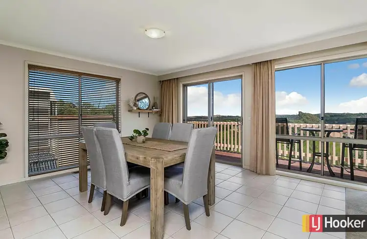 Fifth view of Homely house listing, 39 Toscana Way, Hidden Valley VIC 3756