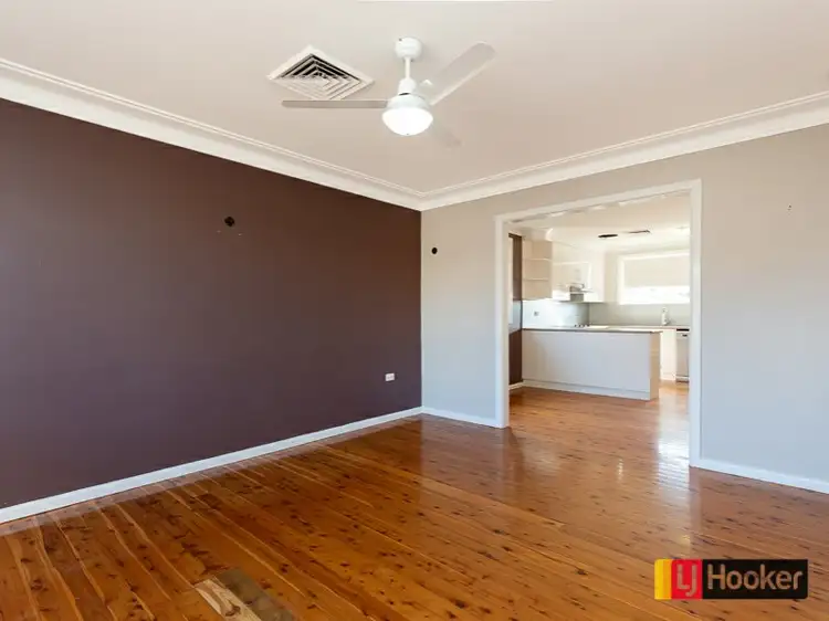Fifth view of Homely house listing, 42 Wilburtree, Tamworth NSW 2340