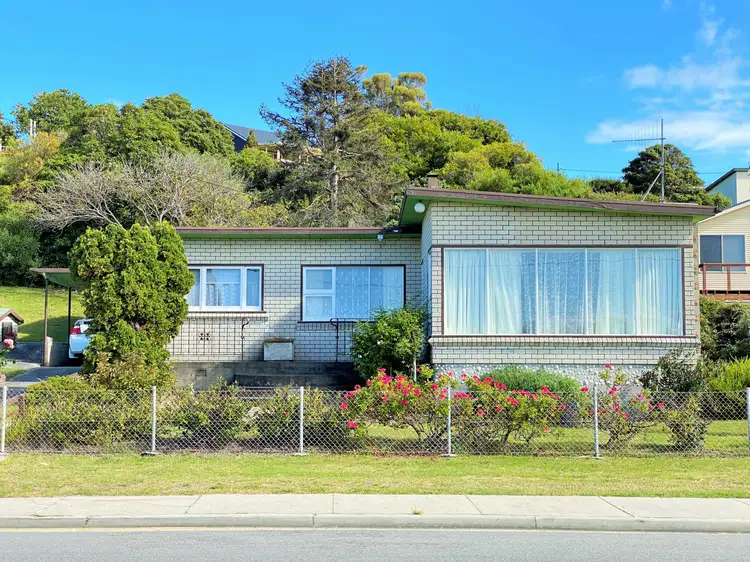 194-196 Scamander Avenue, Scamander TAS 7215